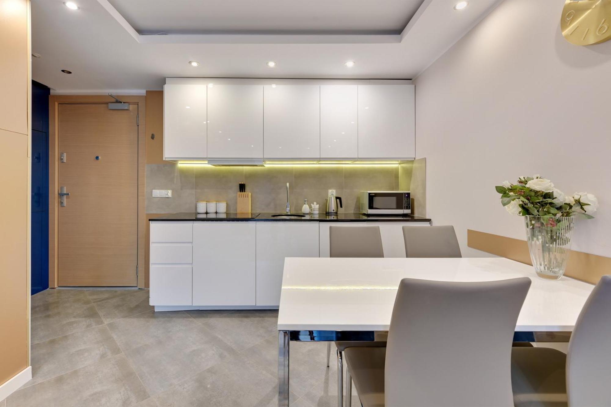 Flatbook Apartments Waterlane Island Spa With Riverview — Photos 3
